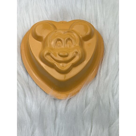 Disney Mickey Mouse & Donald Duck Mini Cake Jello Mold Pan Heart Shape - Picture 8 of 14